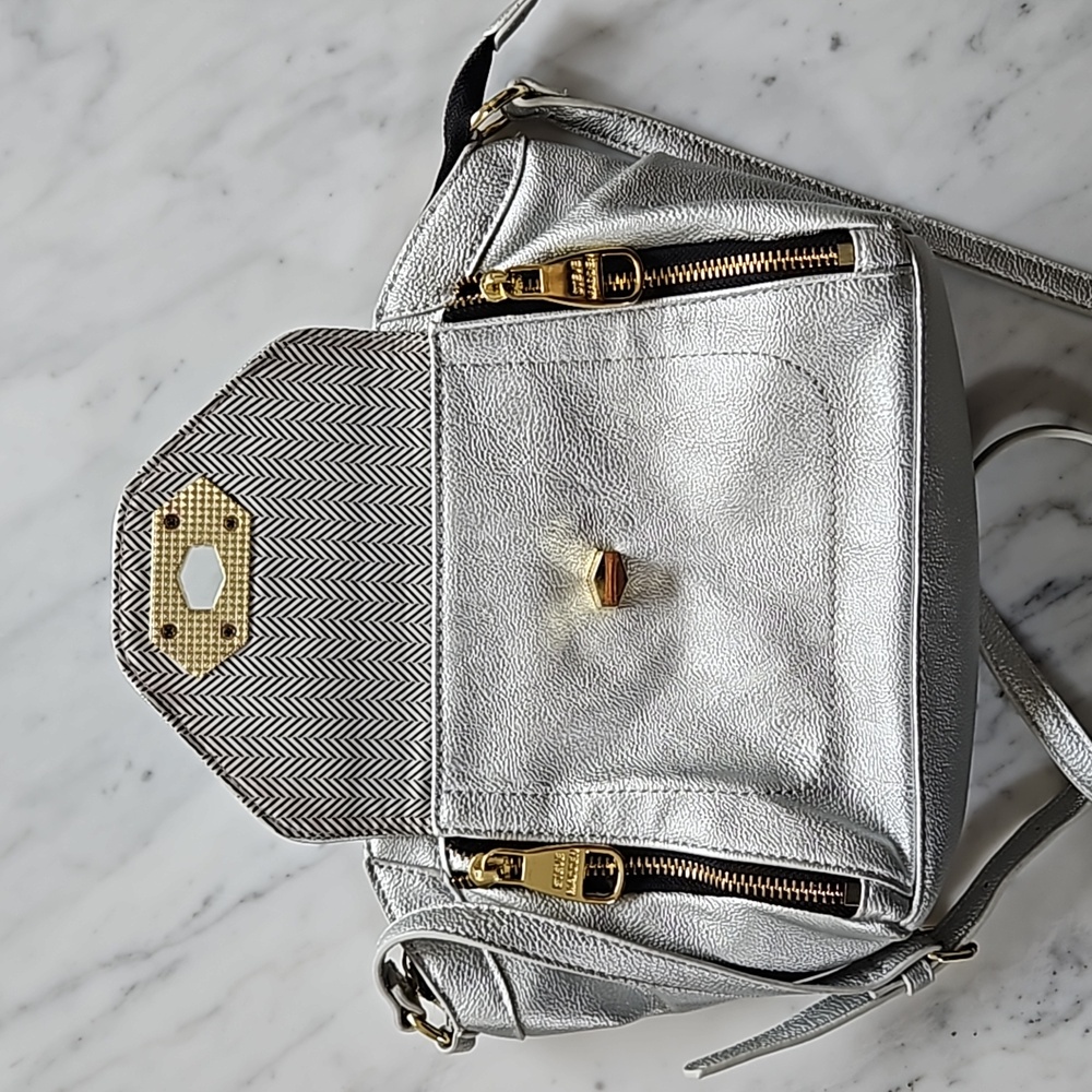 🌻HP🌻Steve Madden Crossbody Bag - Picture 7 of 9